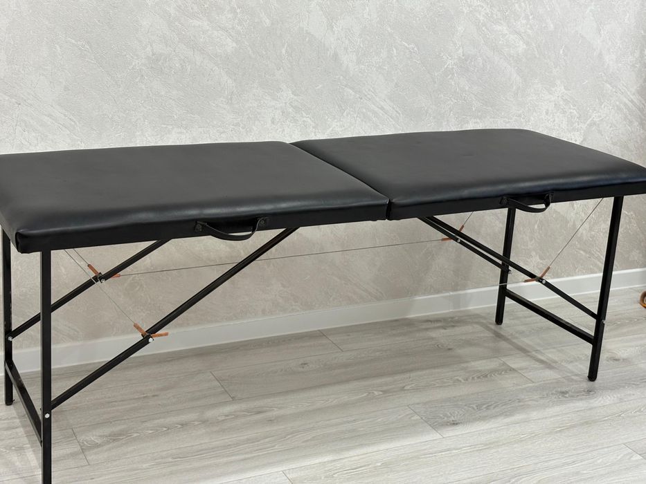 Кушетка для лашмейкера