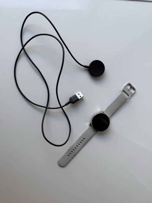 Часы Samsung Watch Active