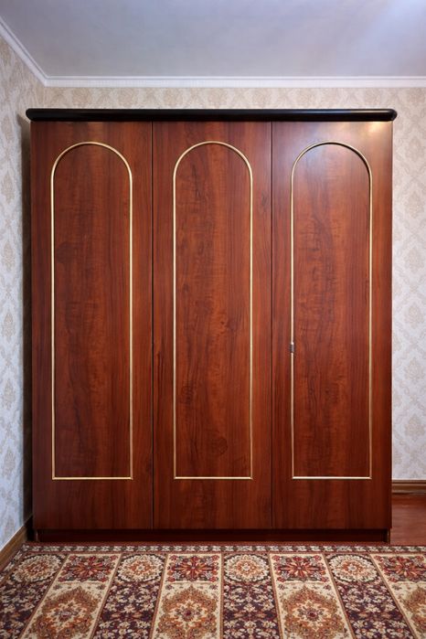 Шкаф, тумбы, кровать, спальный гарнитур