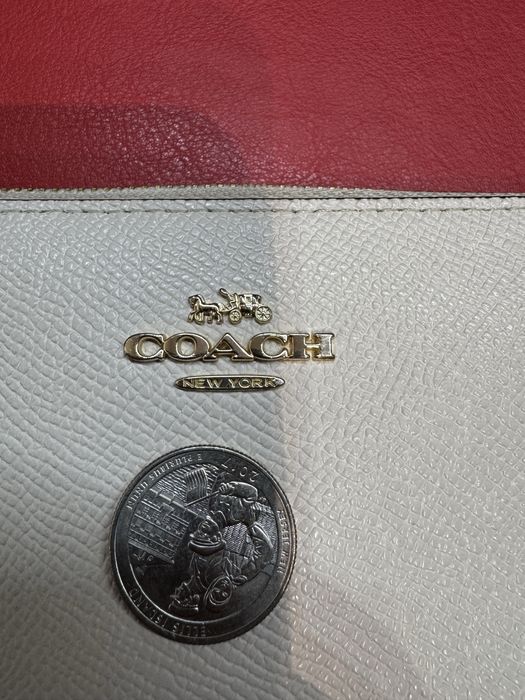 Дамско портмоне COACH