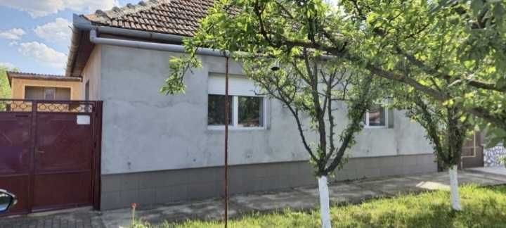 Casa de vânzare  Curtici, judetul Arad