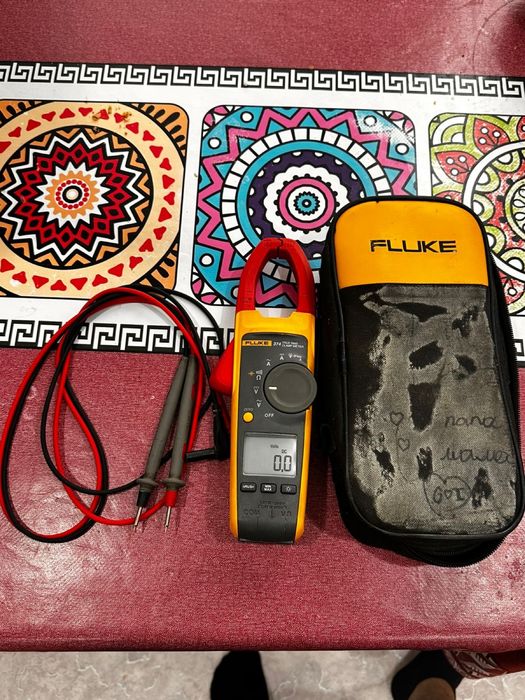 Fluke 374.