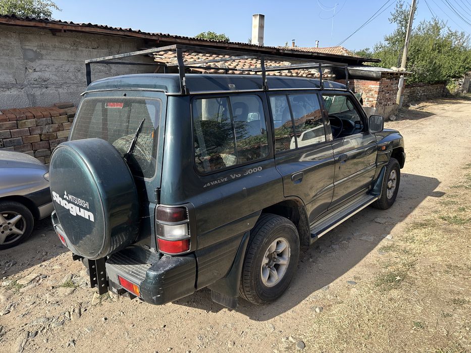 Мицубиши Паджеро 2.8 3.0 2.5 3.5 на части