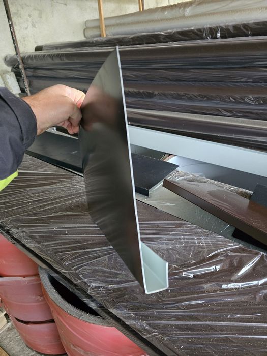 Обшивка  обшиване на челна дъска с ламарина 4€  м1