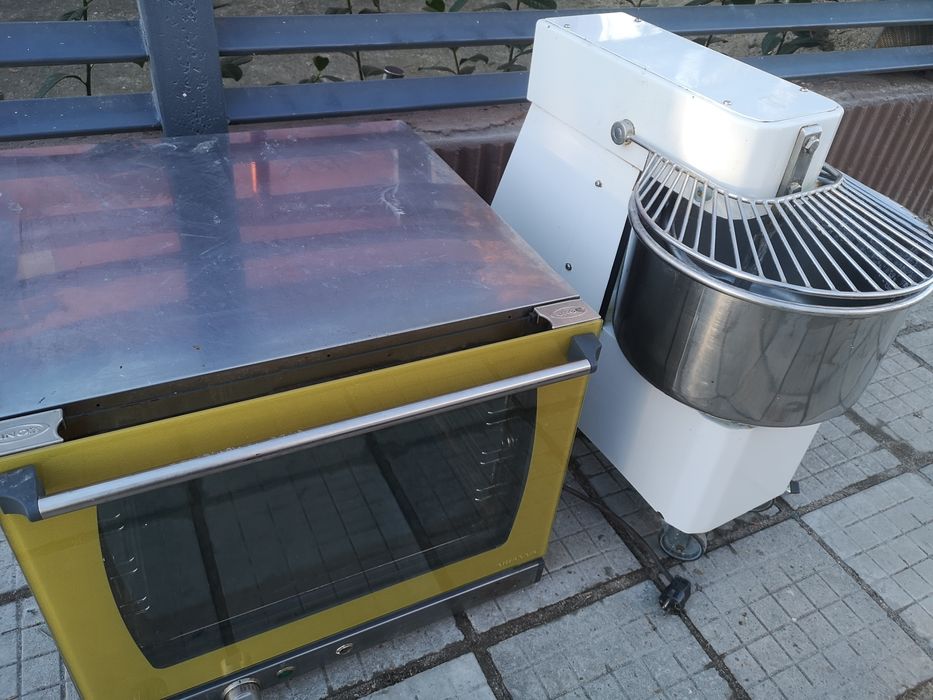 Машина  Тесто 22 литра  Пицария  Фурна  Конвекторна Фурна UNOX  220V Н