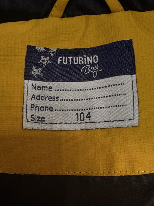 Весенняя куртка 104р.