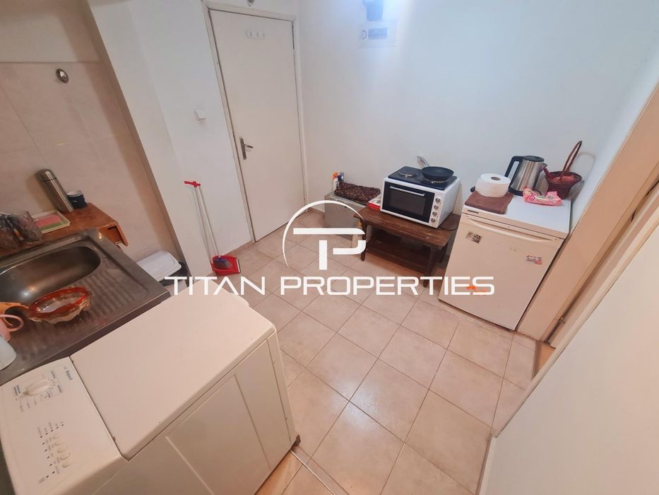 Дава се под наем Едностаен апартамент в Бургас, Лазур - 30 кв.м за 204 € - Снимка #5