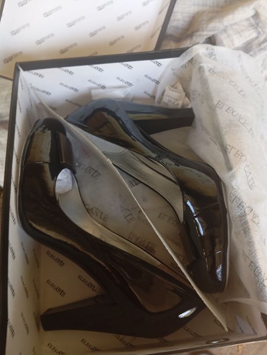 Продается женские туфли 40раз