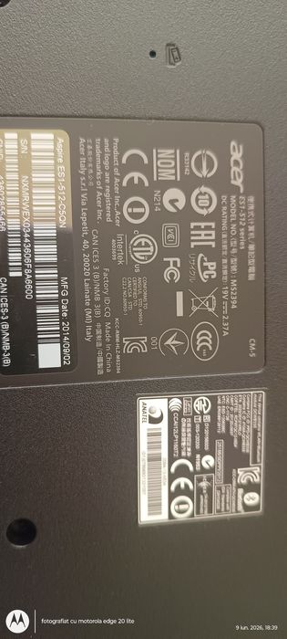 Laptop funcțional,vechi,lent,folosire sau ptr  piese