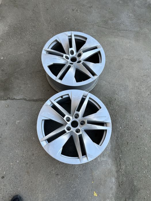 Jenți aliaj r19.skoda enyaq.cod:5la601025.b.