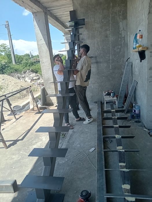 Rafturi metalice profesionale  4578