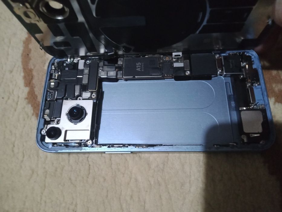 Задний корпус с шлейфами