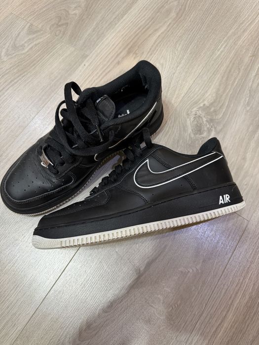 Nike Air Force 1 negru cu alb