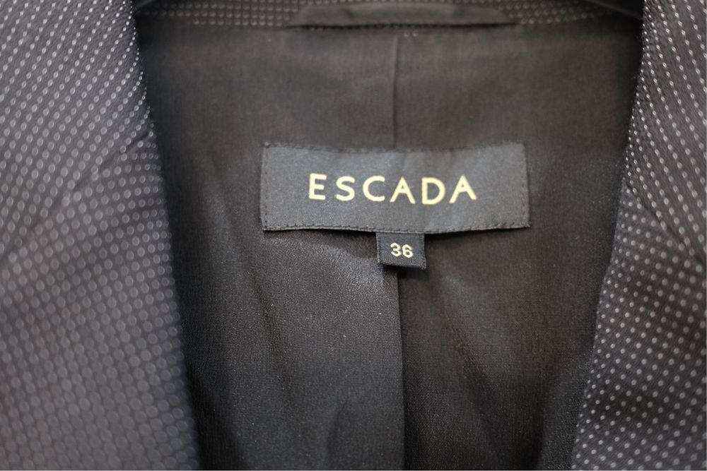 Костюм ESCADA оригинал, размер 36
