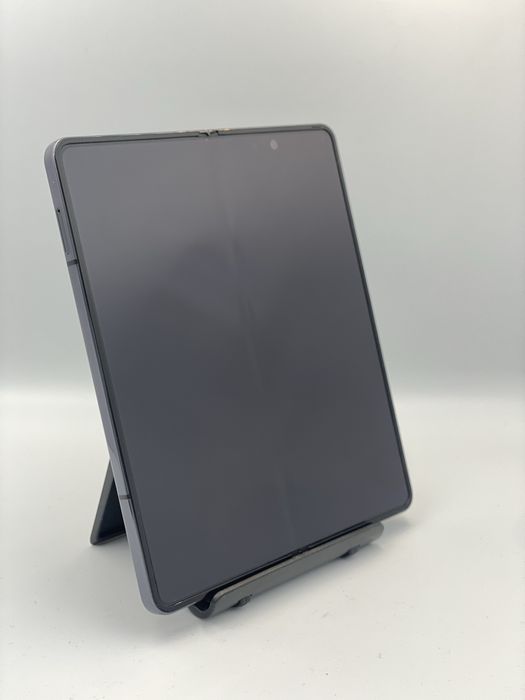 Samsung Z Fold4 - 256gb memorie, 1 an garantie