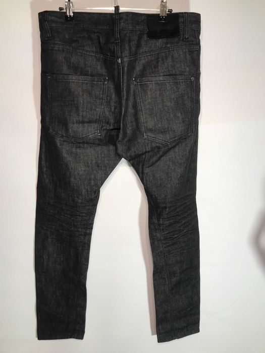 Dsquared2 3 чифта дънки.