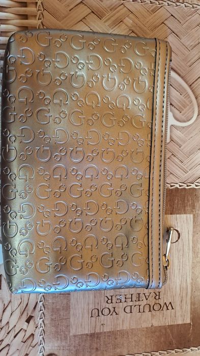 Оригинален Нисисер GUESS