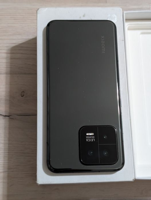 Xiaomi 13 256 gb Ram 12 5G global