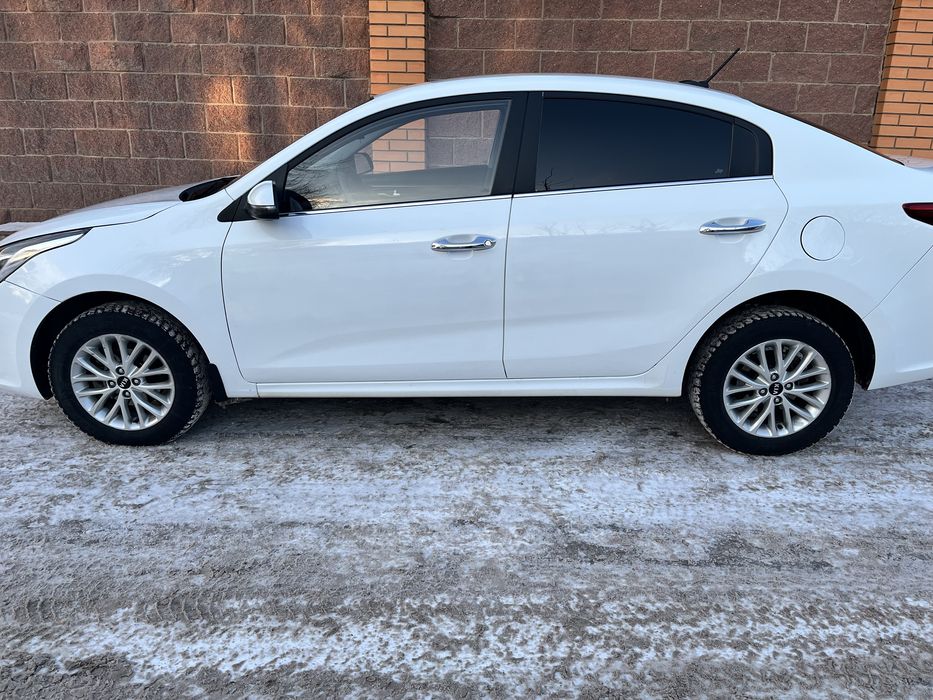 Продам киа рио 4