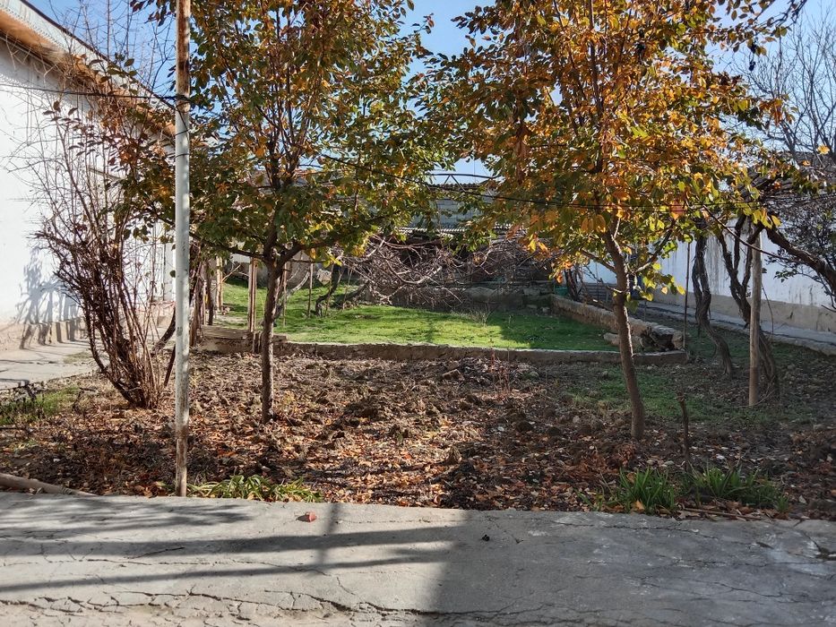 Дом прадаётся хов