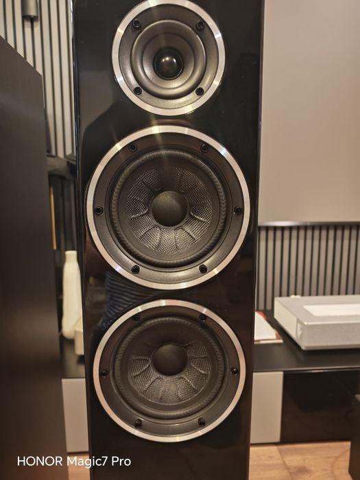 Boxe podea Wharfedale Diamond 230 150w RMS