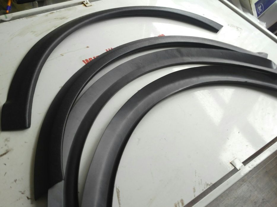 Вежди калник Голф 4 pvc Golf 4 , Golf  5  - лайсни декоративни калник