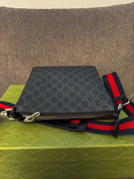 Geanta messenger barbati Gucci, ca noua