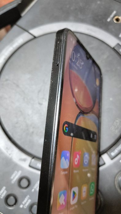Срочно уступлюRedmi 13c 256гб.