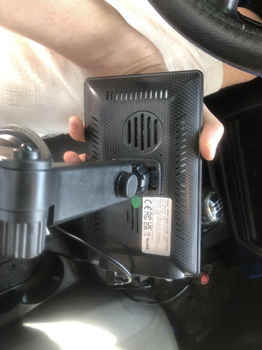 Vand navigatie cu tot cu canera de spate