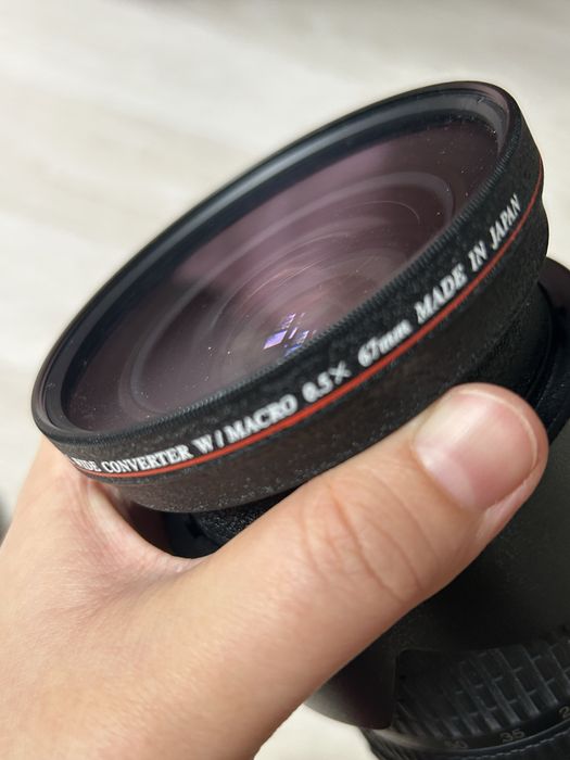 Объектив Nikon 18-105мм