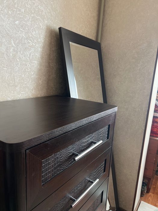 Комод темно-коричневый