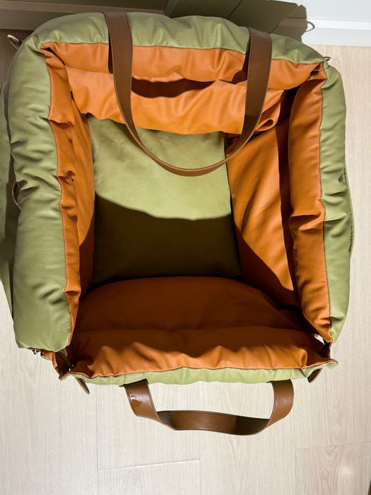 Scaun auto pentru caine tip funny fuzzy