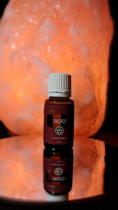 Ulei Esential Young Living, Thieves Blend 15 ml