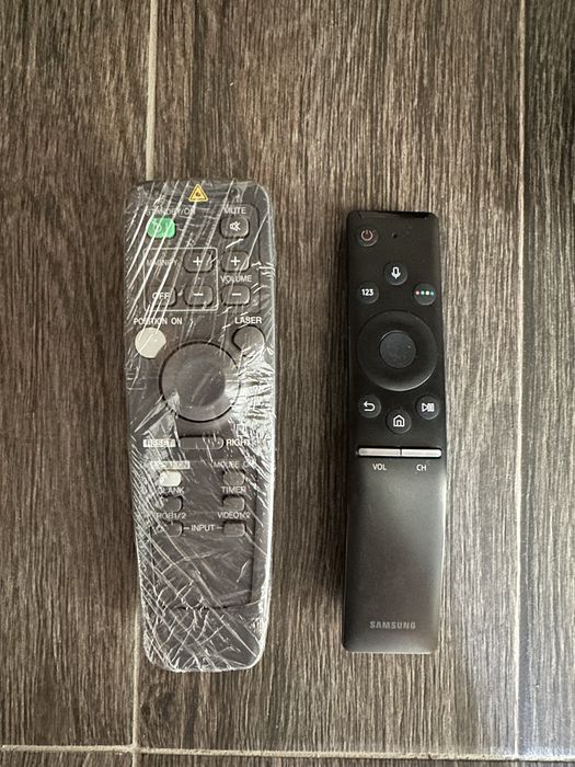 Продам оригинальные пульты для техники все на фото цены по запросу