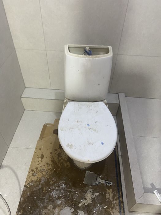 Унитаз рабочий для стройки