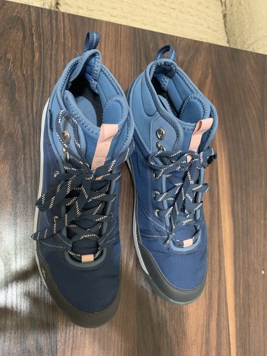 Etik. Decathlon, dekatlon. Waterprof, suv oʻtkazmas