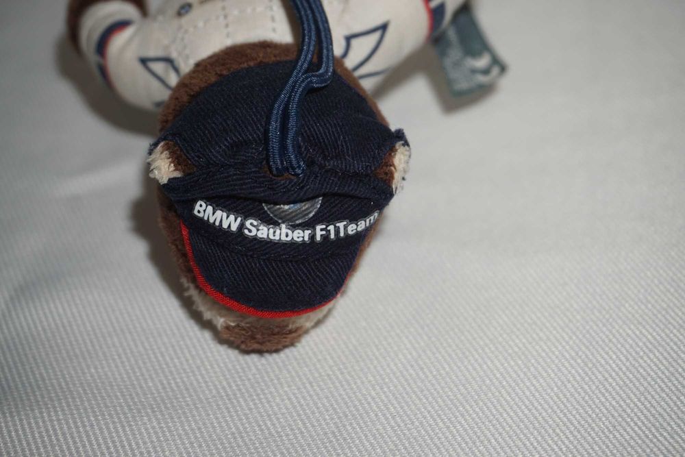 Лот от 4 Броя Малки Мечета BMW Sauber F1 Team Mcdonald's И Две Без Етикети