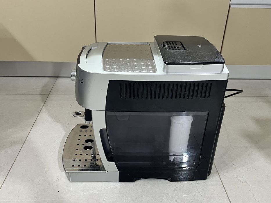 Кафеавтомат Delonghi Magnifica S,1450W,15bar,1.8л