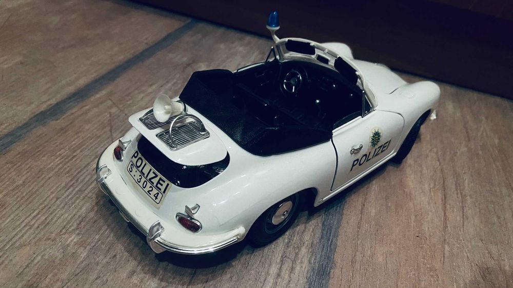 1:18 Porsche и Alfa Romeo Spider Busso (GTV) 1:18