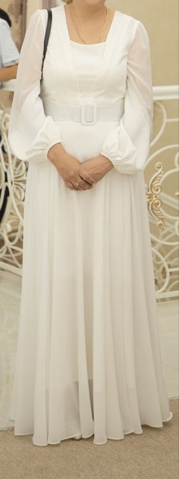 Платье белого цвета, турецкого производства, 44-46рр