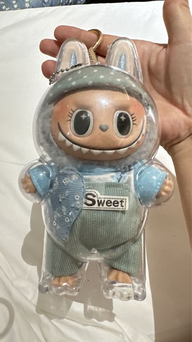 Лабубу Labubu игрушка с одеждой