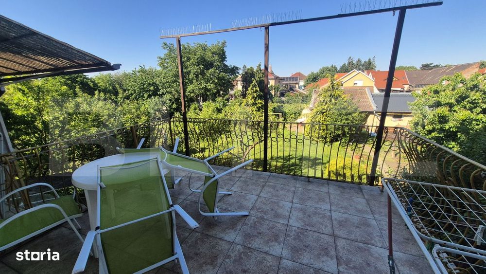 Casa de vanzare, 410 mp, teren 885 mp, zona Semicentrala