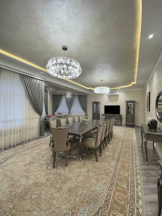 Район: Юнусабадский  Улица: Зенит 5.8  сотки 550  кв.м.