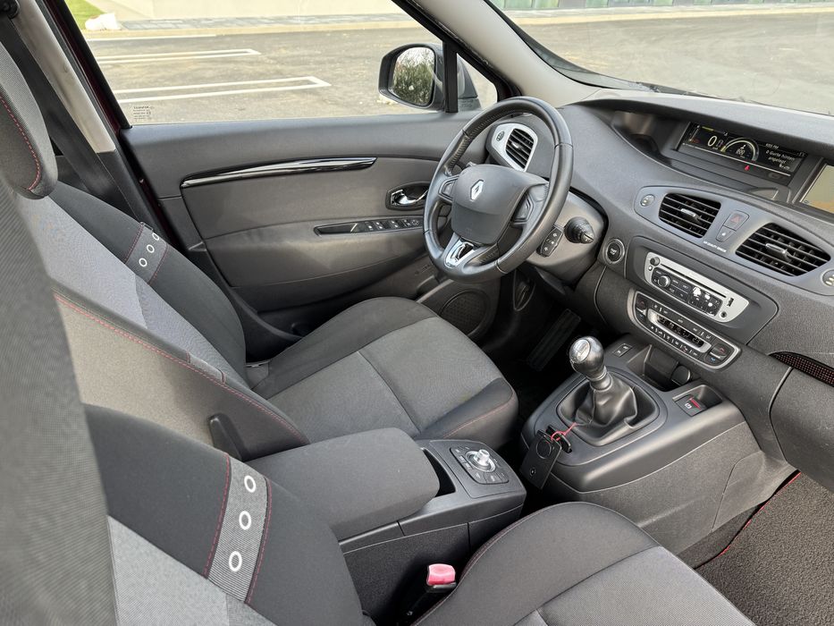 Renault Scenic 1.2 TCE 122000 km