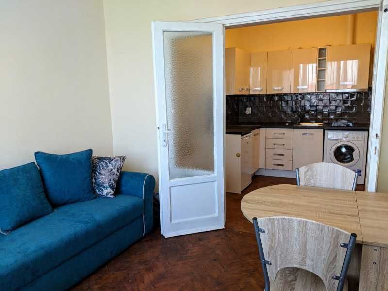 Дава се под наем Двустаен апартамент в София, Център - 55 кв.м за 650 € - Снимка #3