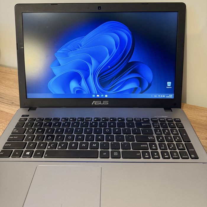 Ноутбук Asus X550JK – i7, 8 ГБ, 1ТБ, GeForce 850M