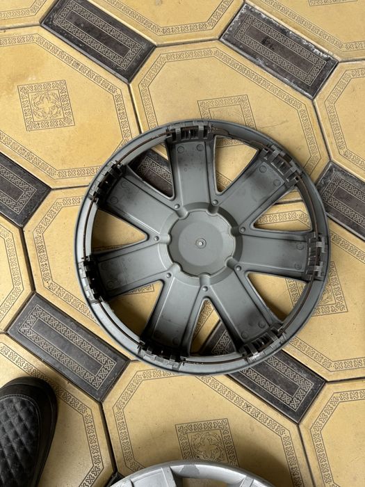 Колпак 15 размер 5000тенге