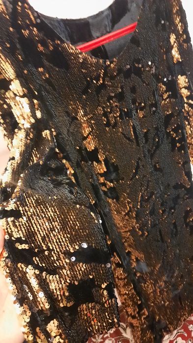 Вечерное платье с пайетками