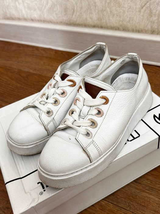 Верхние одежды модные вещи