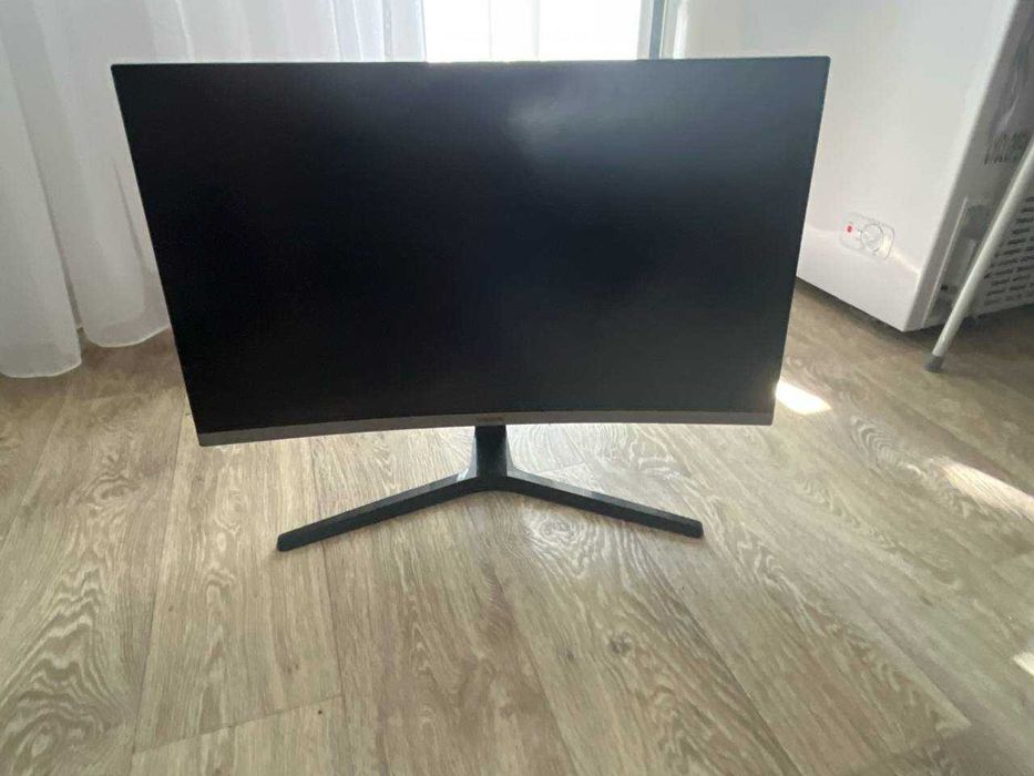 Samsung C27R500FHI